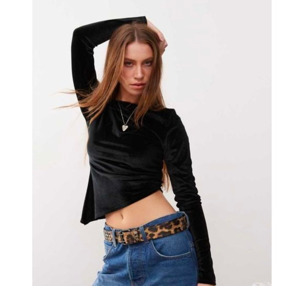 Reclaimed Vintage Black Velvet Off Shoulder Ruched Long Sleeve Top Cropped